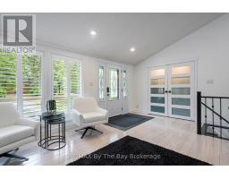 Family room - 10 Birchwood Trail, Wasaga Beach, ON L9Z1B2 Photo 6