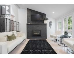 Primary Bedroom - 10 Birchwood Trail, Wasaga Beach, ON L9Z1B2 Photo 7