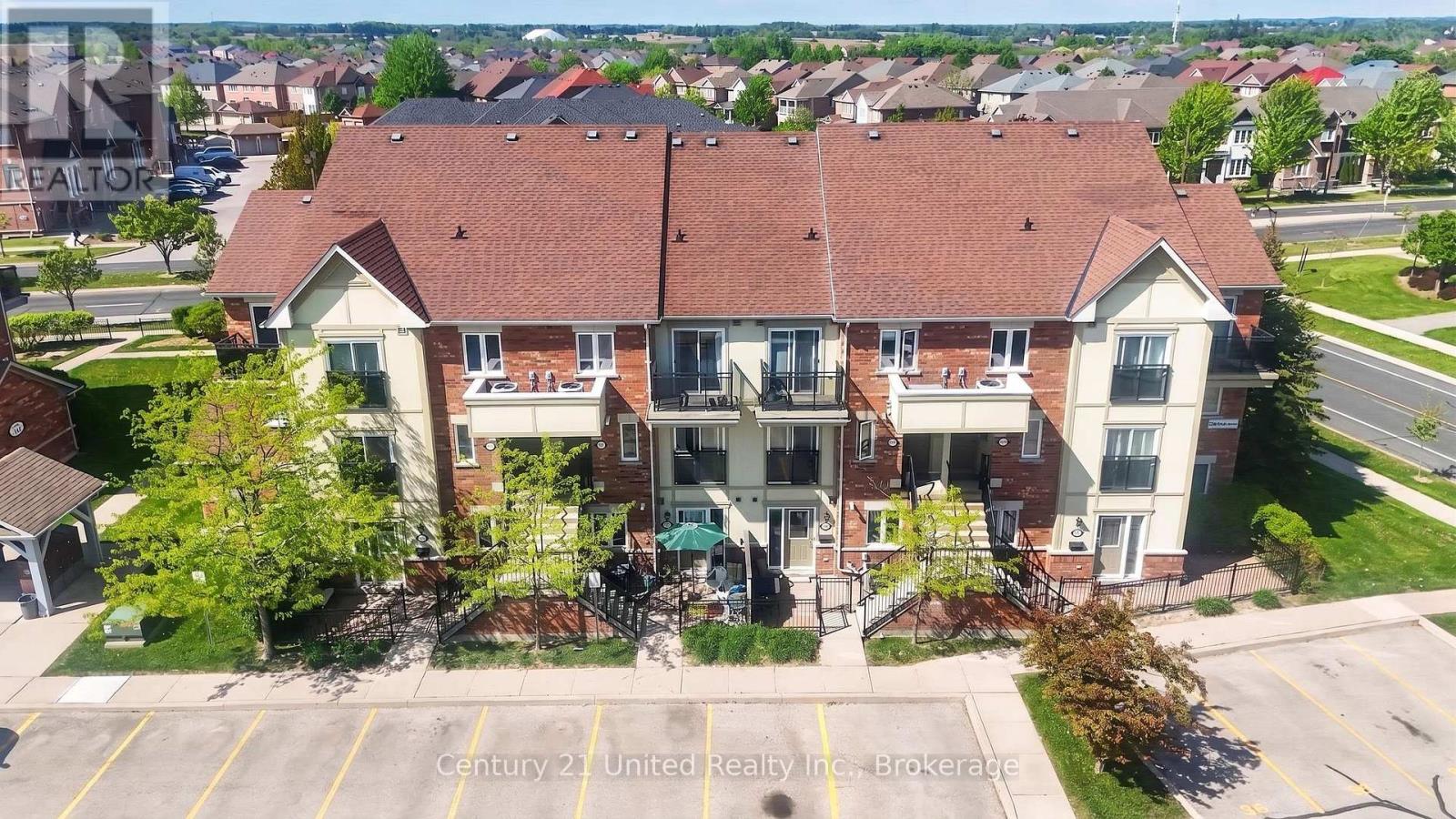 #30 2285 BUR OAK AVENUE - 1