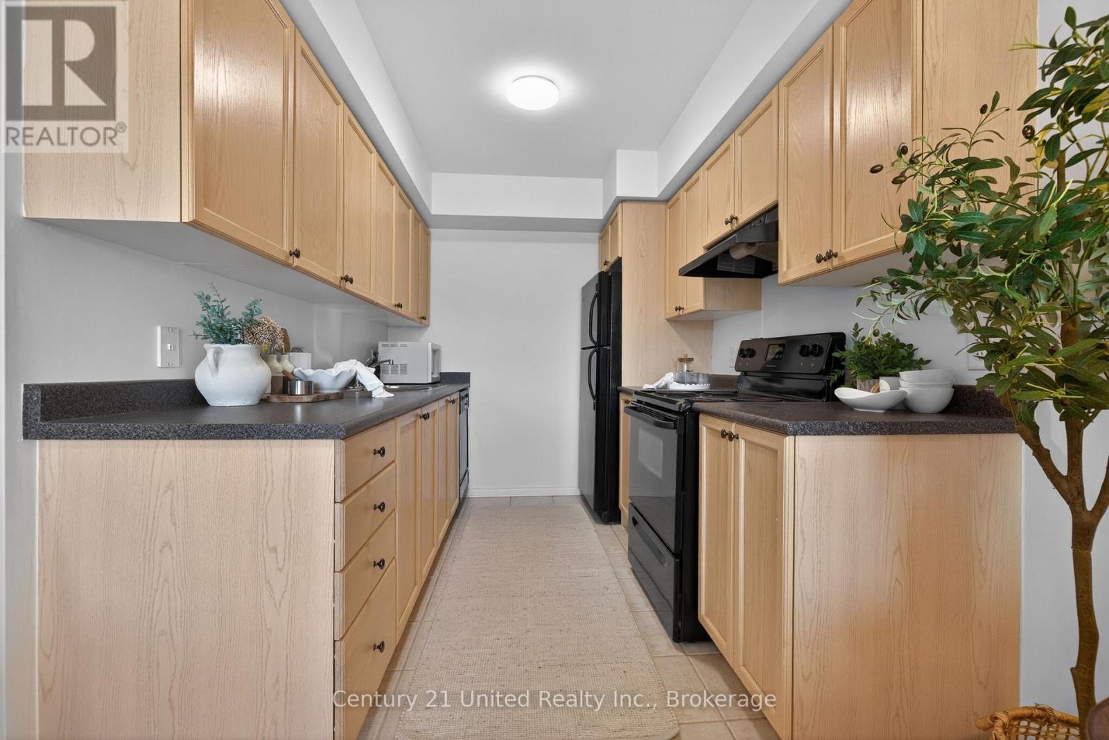 #30 2285 BUR OAK AVENUE - 17