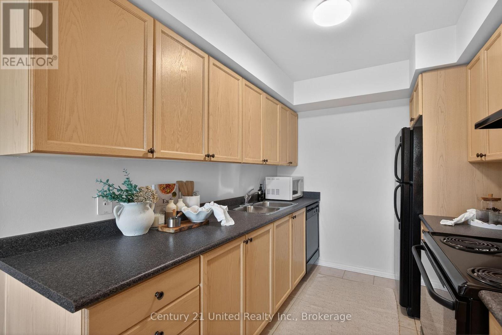 #30 2285 BUR OAK AVENUE - 19
