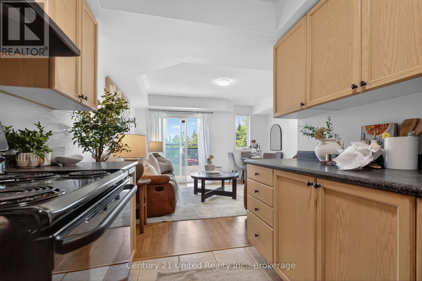 #30 2285 BUR OAK AVENUE - 22