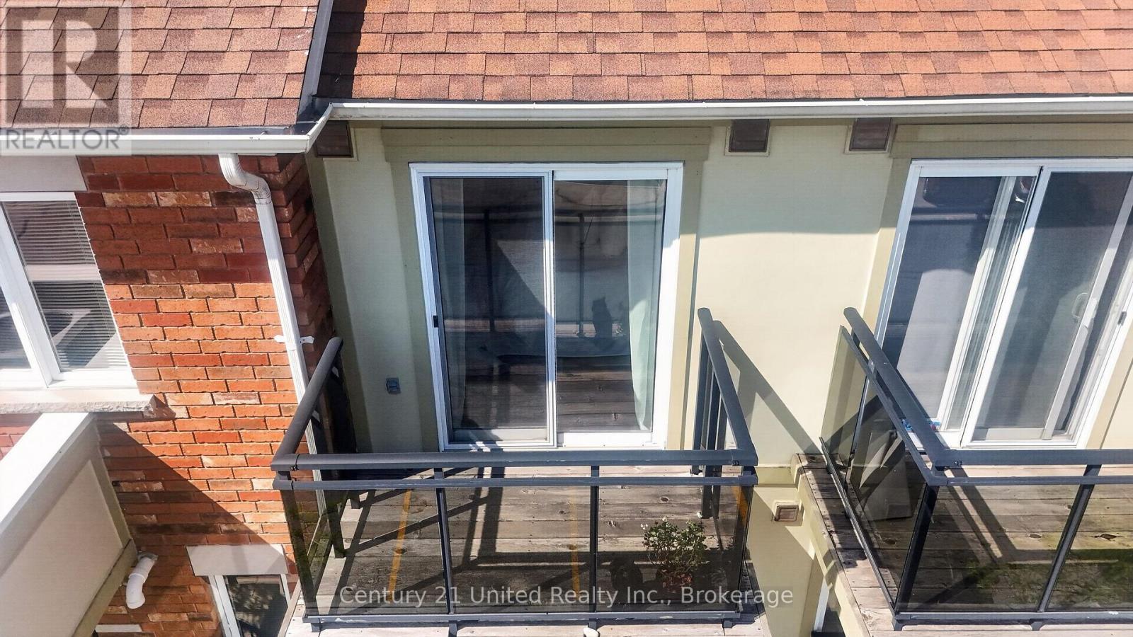#30 2285 BUR OAK AVENUE - 42