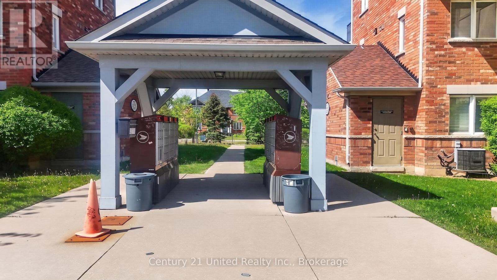 #30 2285 BUR OAK AVENUE - 49