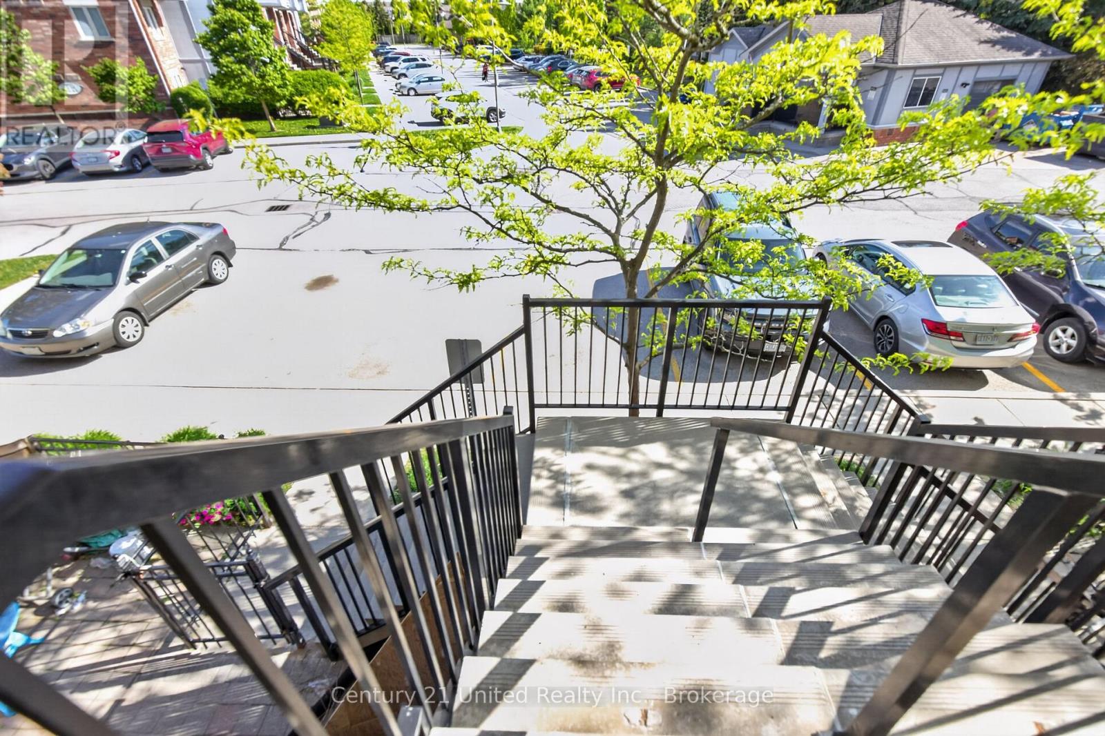 #30 2285 BUR OAK AVENUE - 5