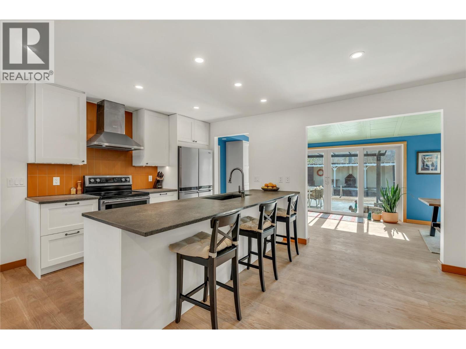212 Carr Crescent - 8