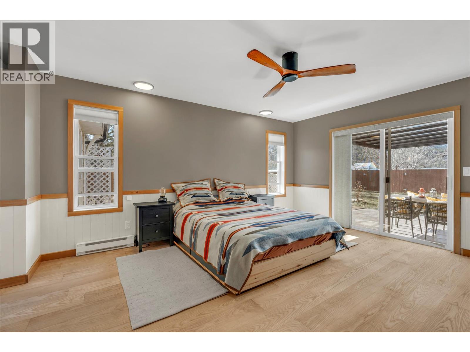 212 Carr Crescent - 14