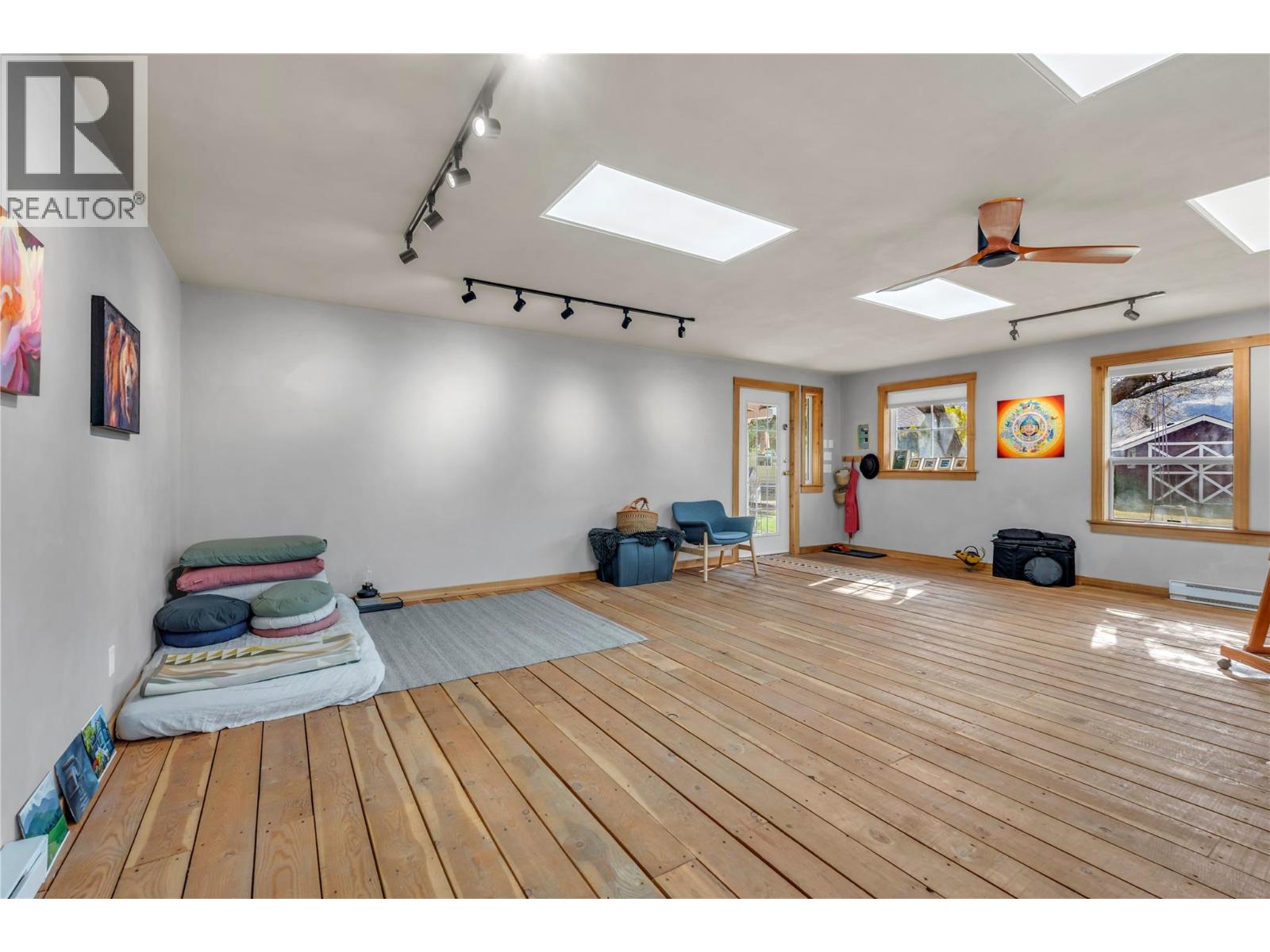212 Carr Crescent - 29