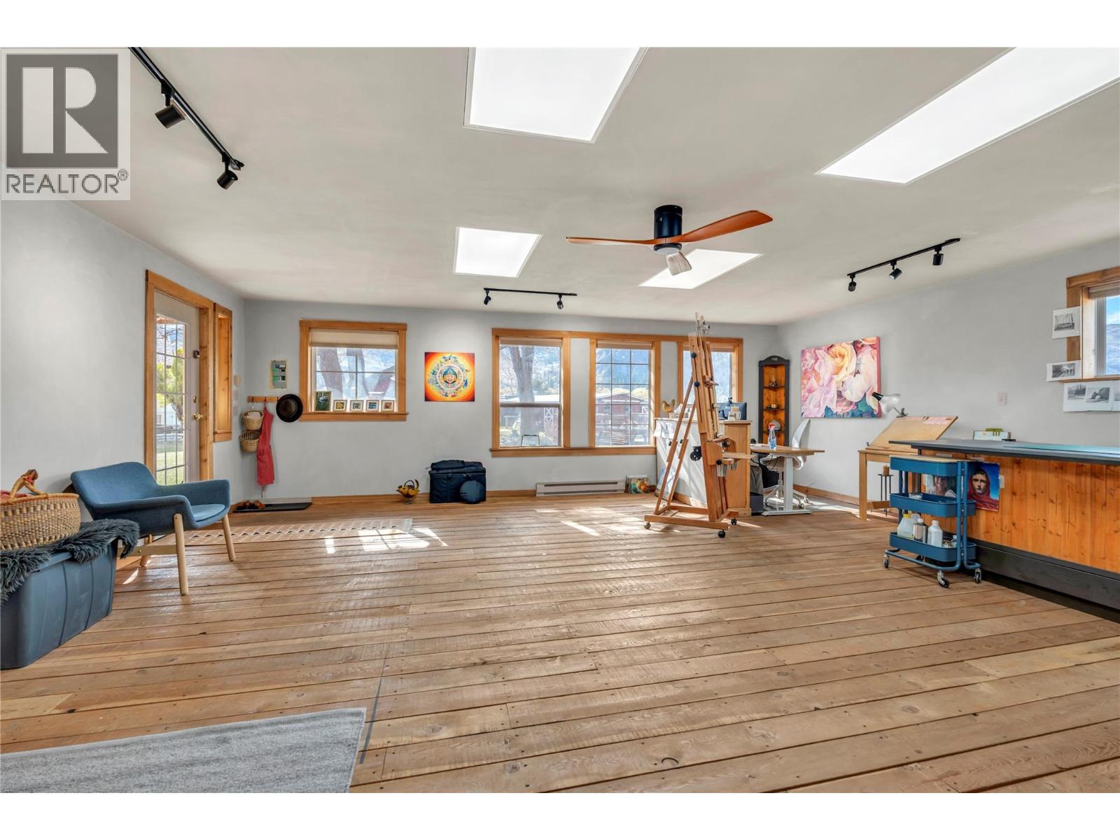 212 Carr Crescent - 28