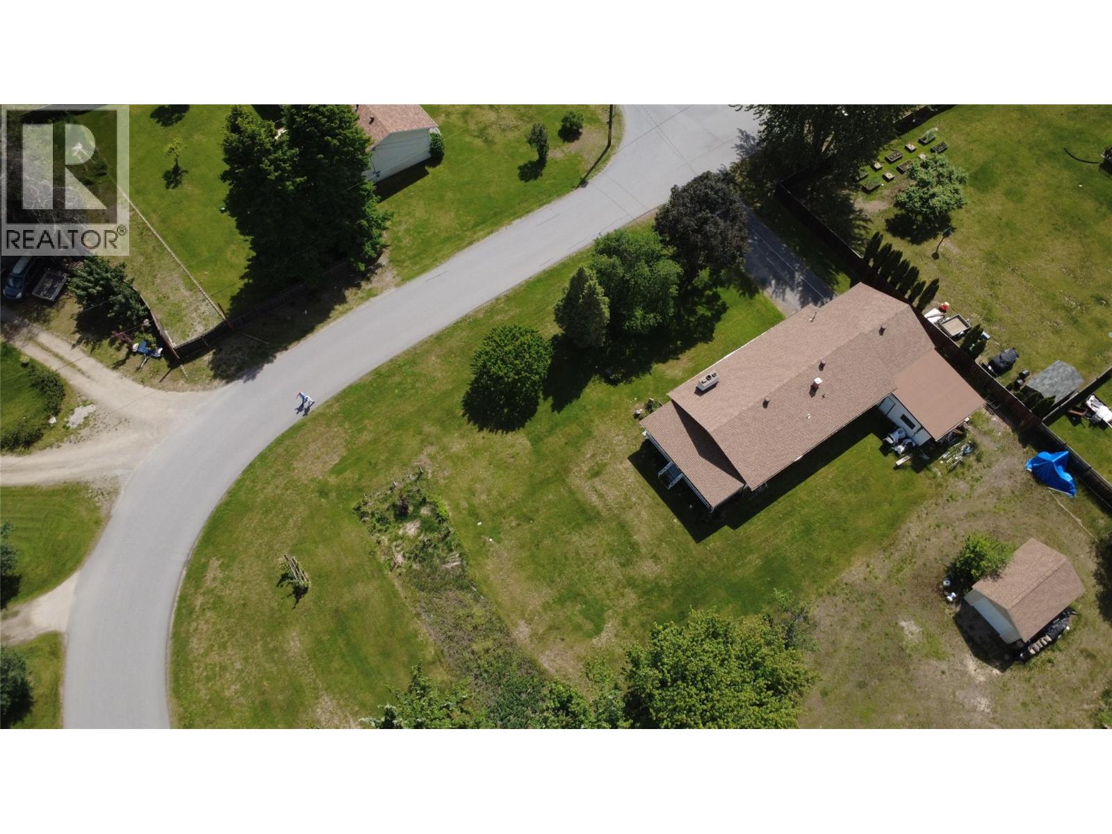 1003 Bridgeview Crescent - 14