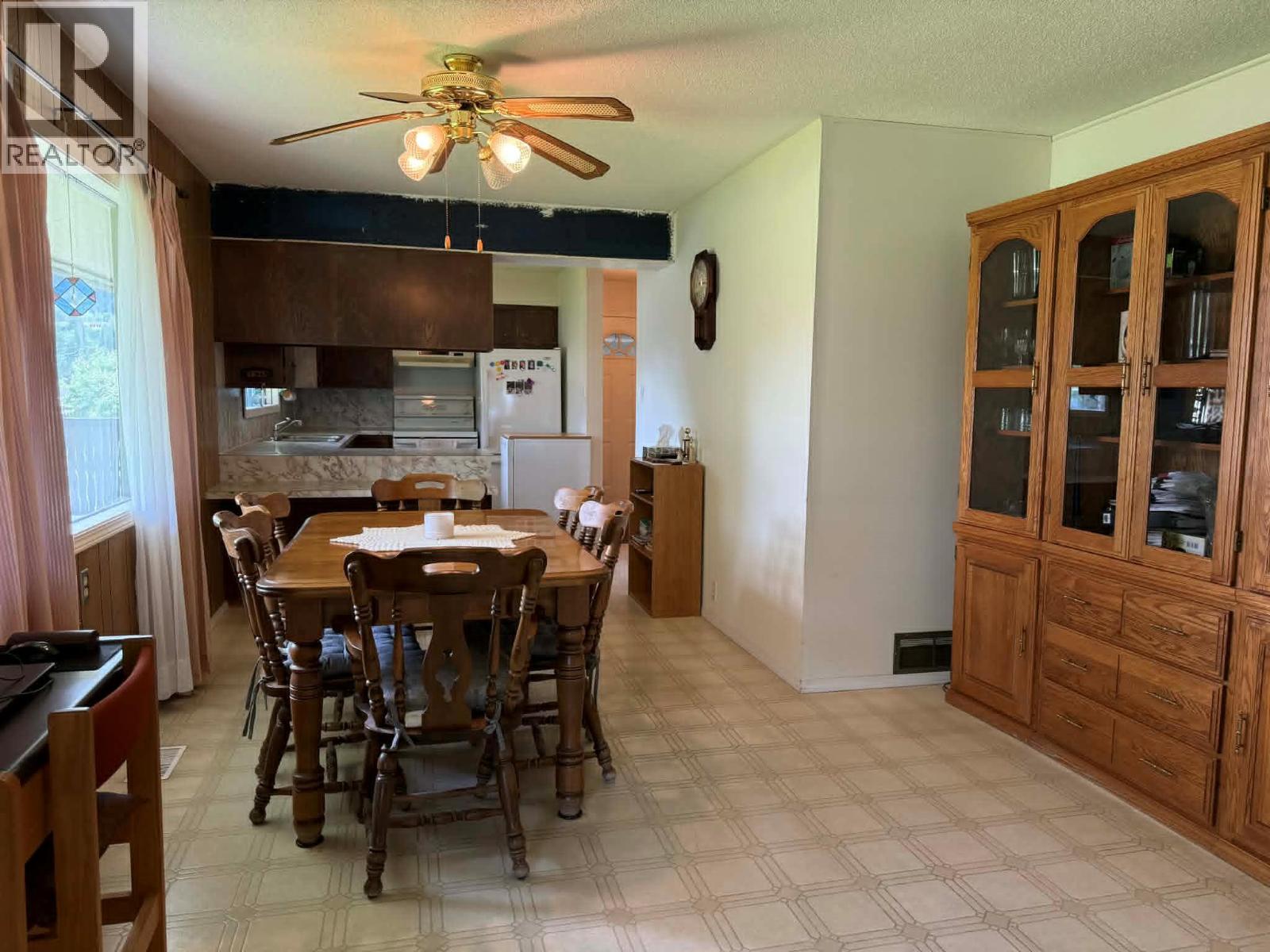 1003 Bridgeview Crescent - 33