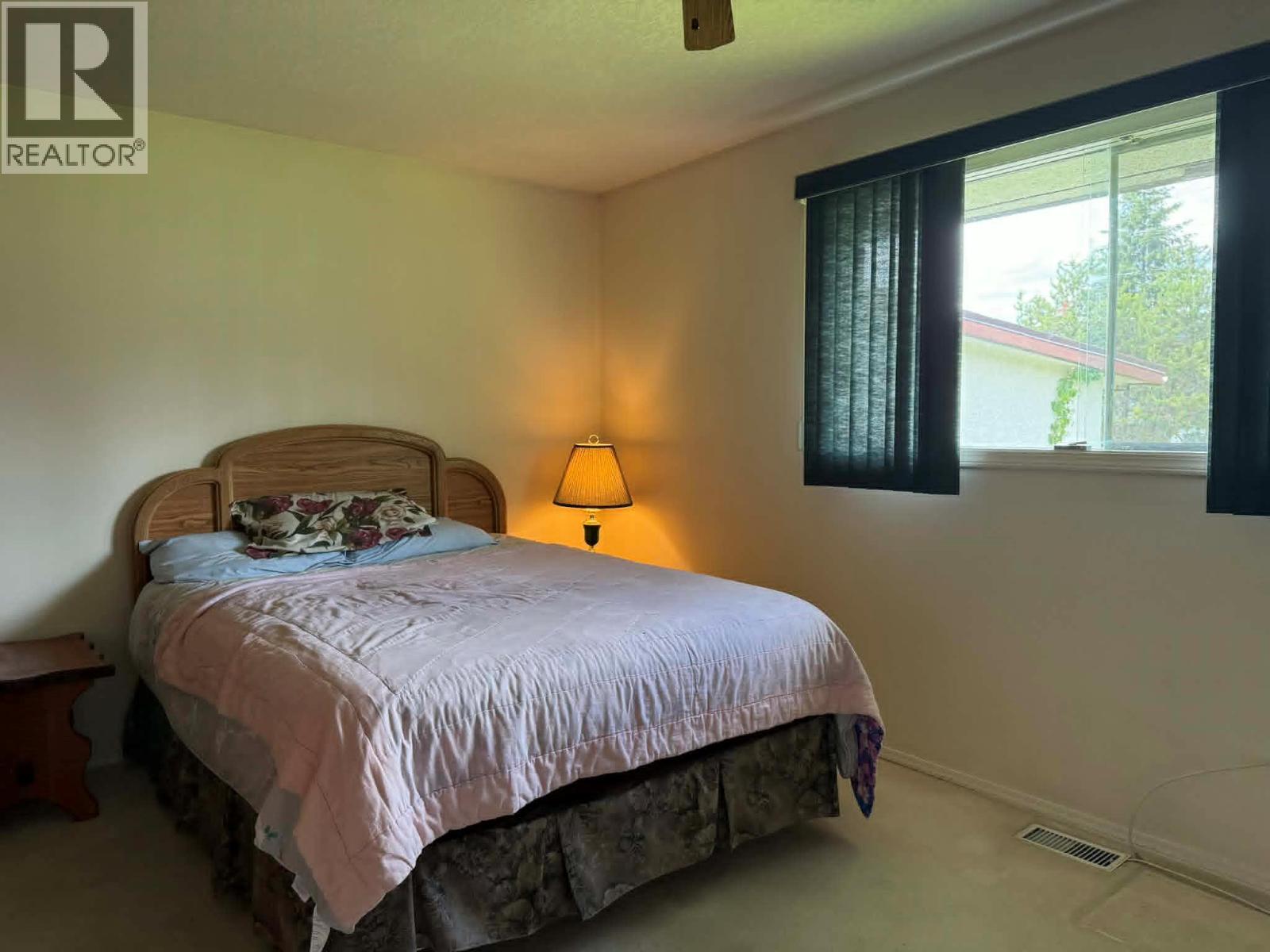 1003 Bridgeview Crescent - 38