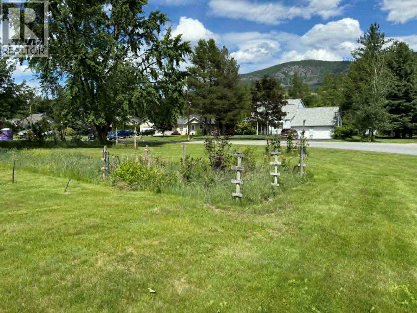 1003 Bridgeview Crescent - 27