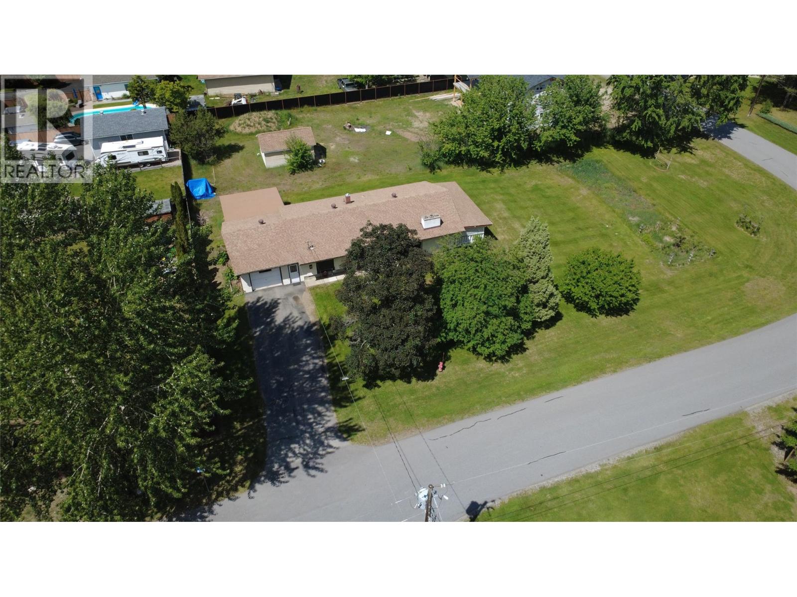 1003 Bridgeview Crescent - 16