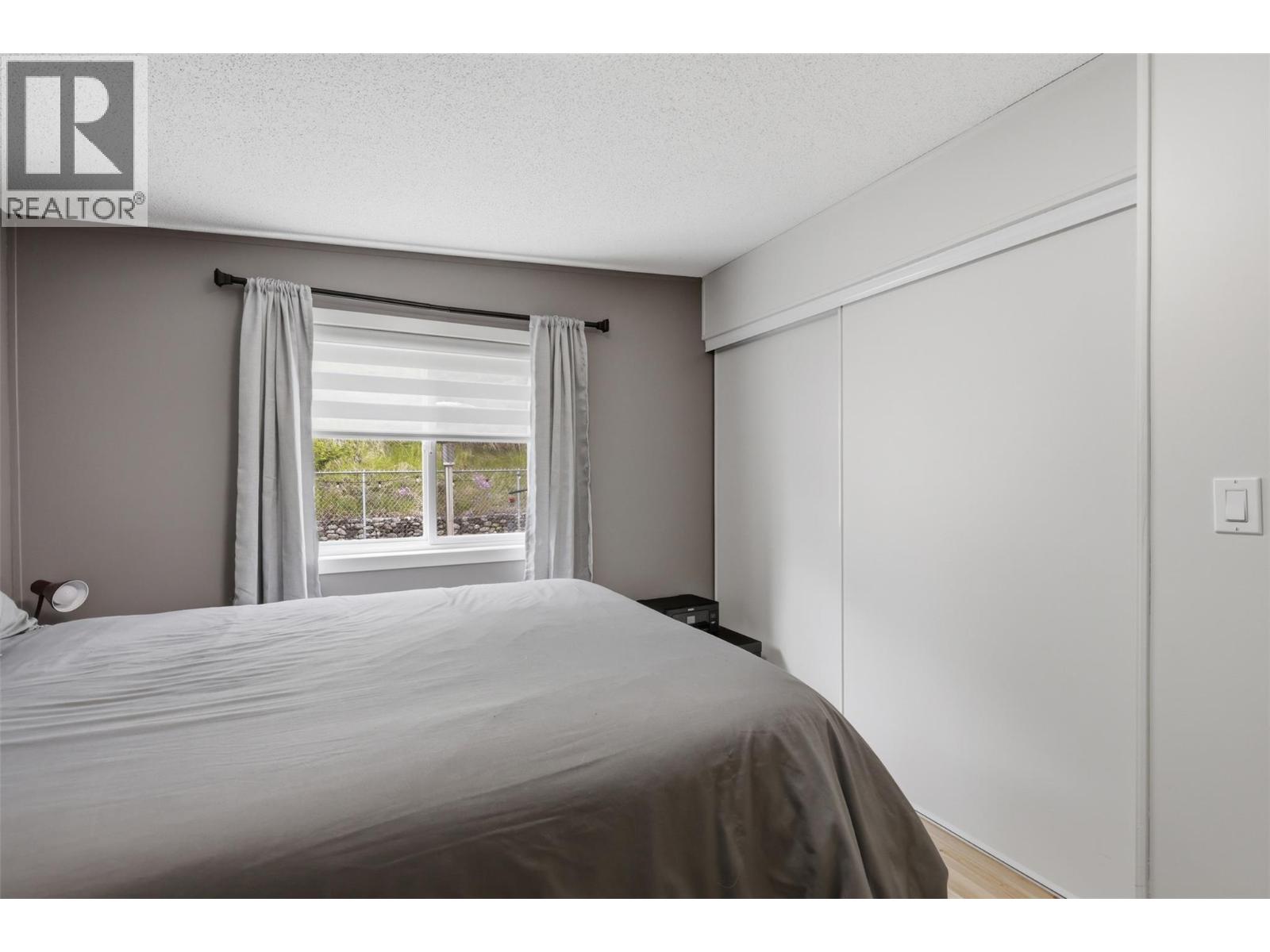 #125 1555 Howe Road - 24