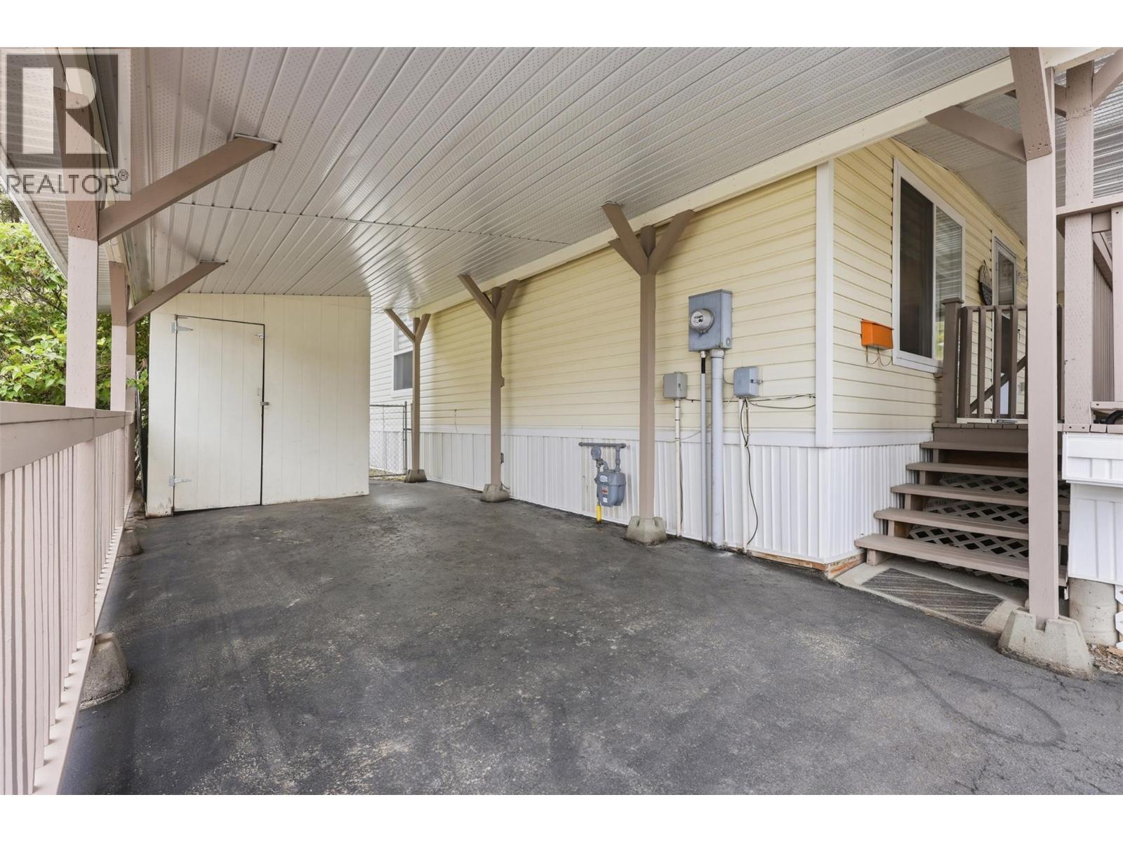 #125 1555 Howe Road - 36