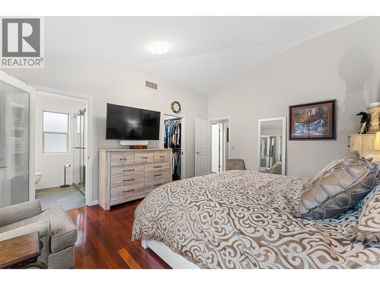 2090 Chilcotin Crescent, Kelowna