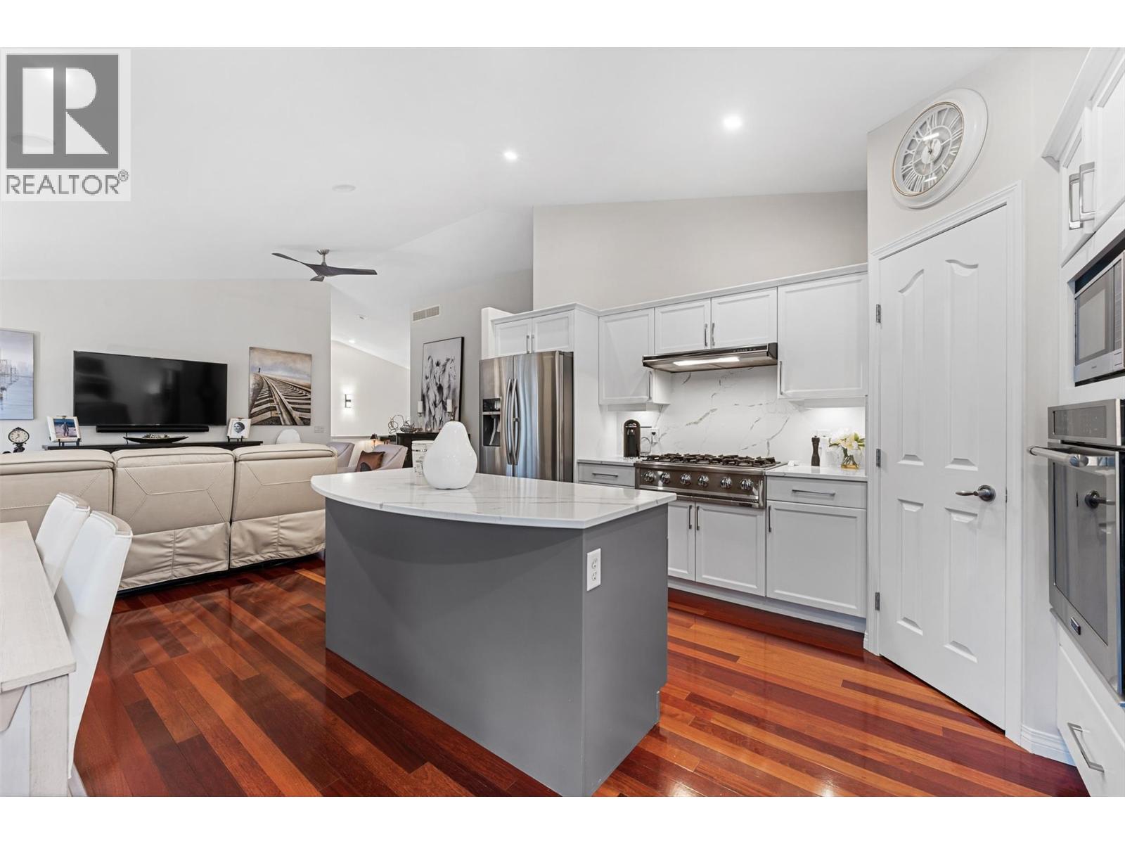 2090 Chilcotin Crescent, Kelowna