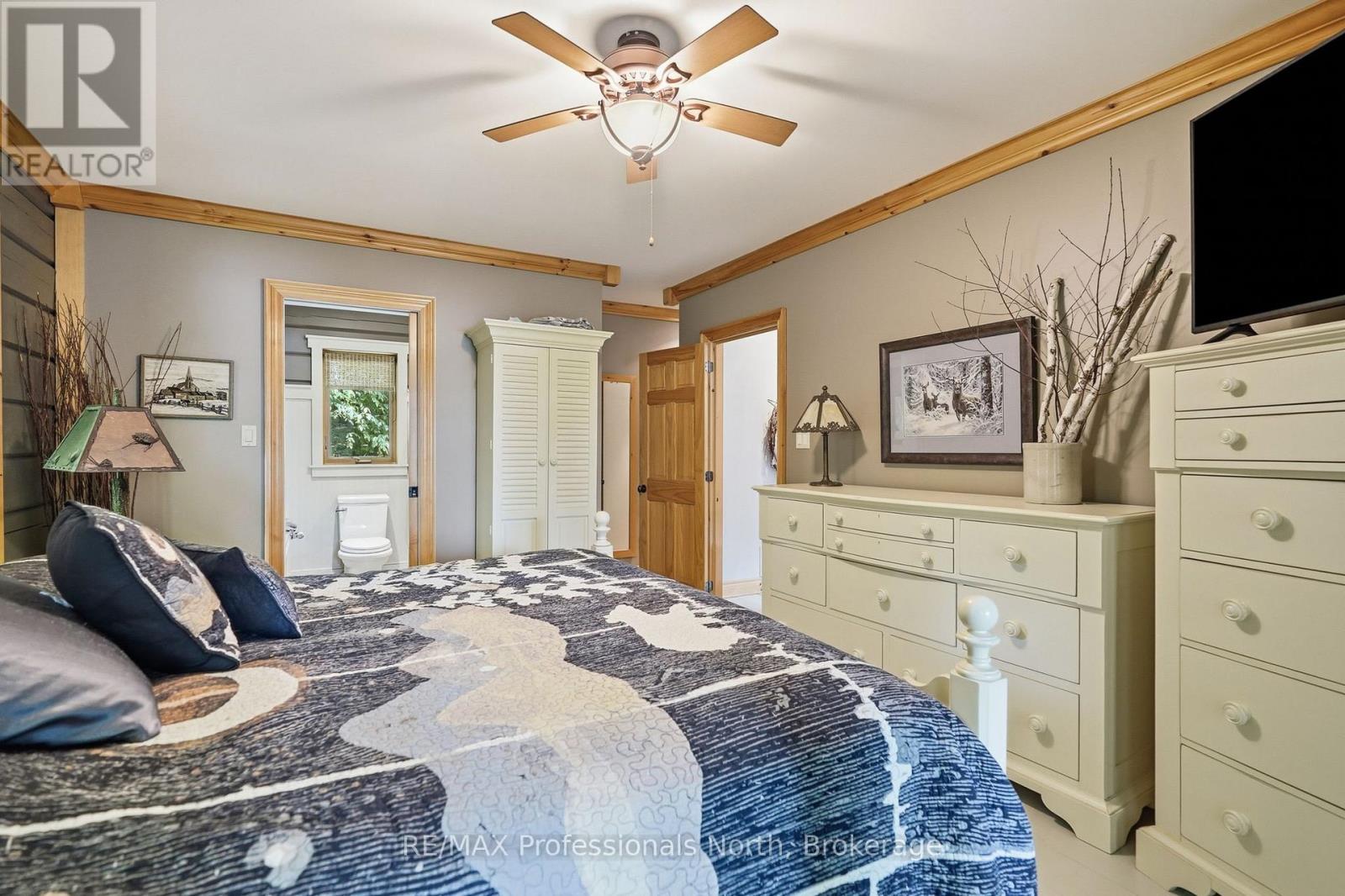 200 RIVERSIDE DRIVE - Image 21