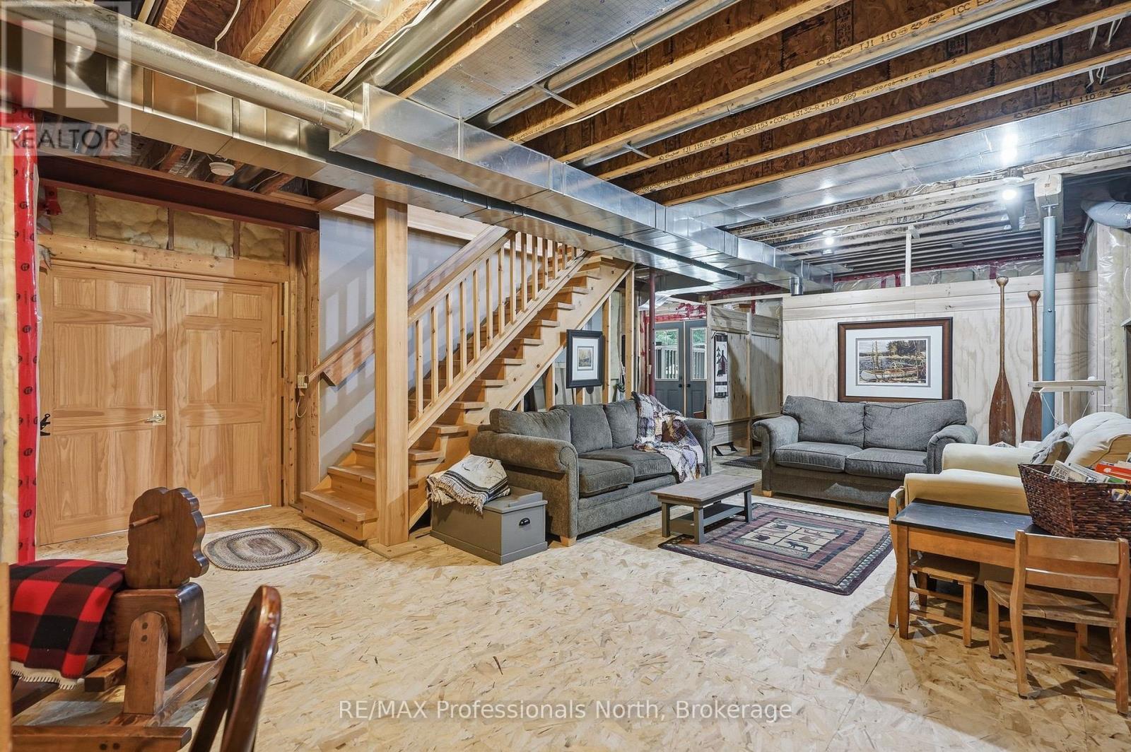 200 RIVERSIDE DRIVE - Image 36