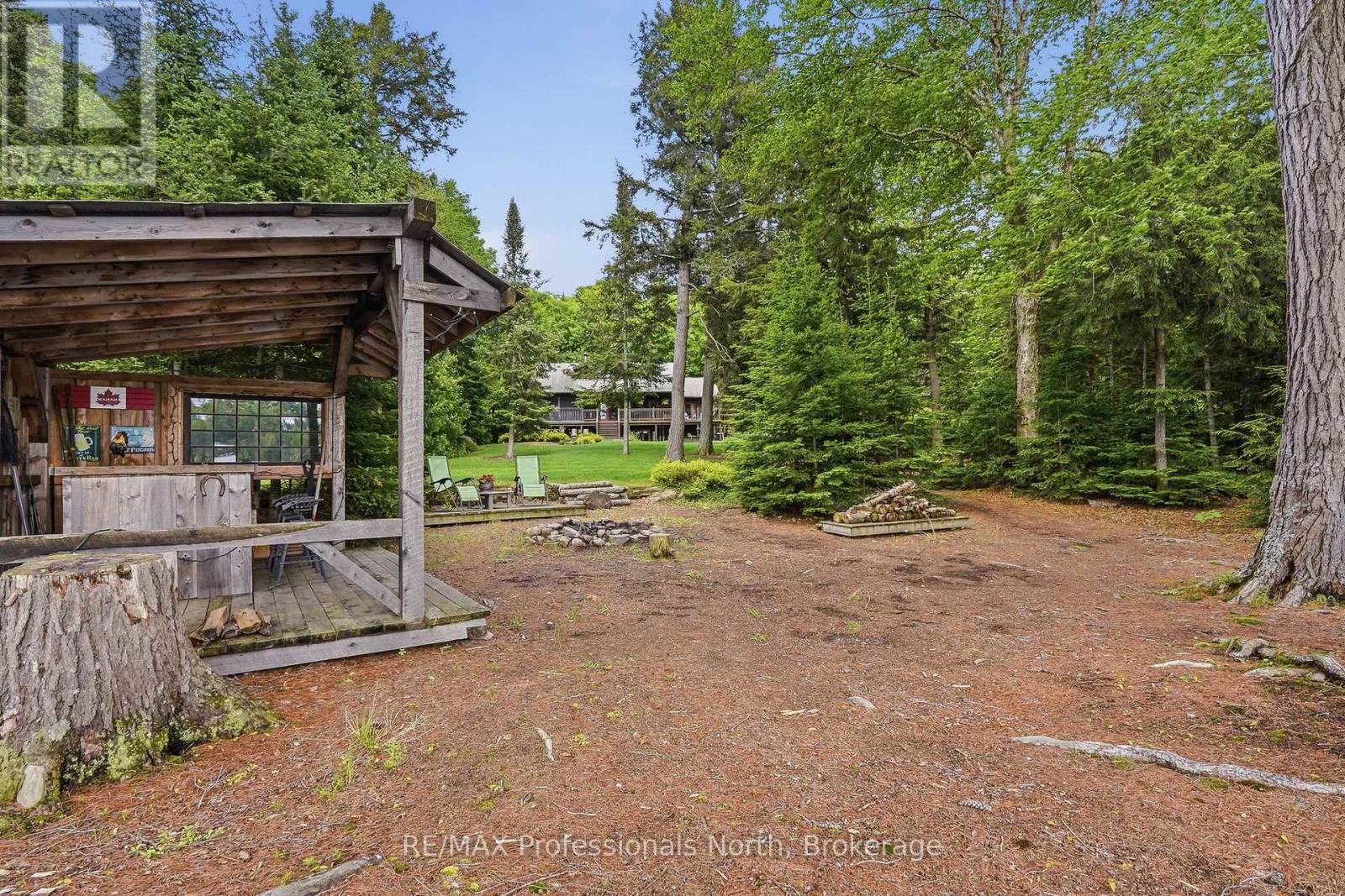 200 RIVERSIDE DRIVE - Image 42