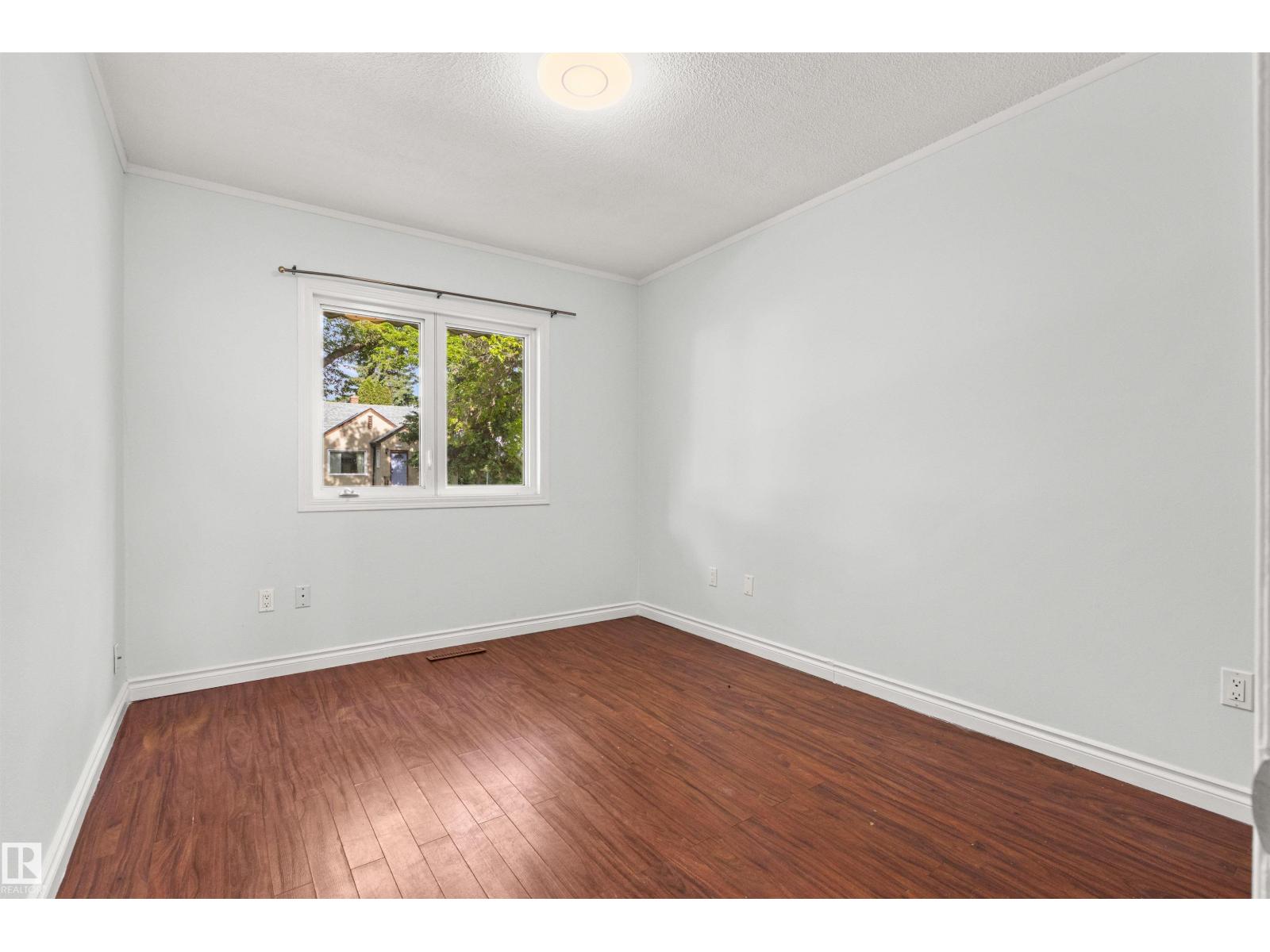 11605 91 ST NW - 15