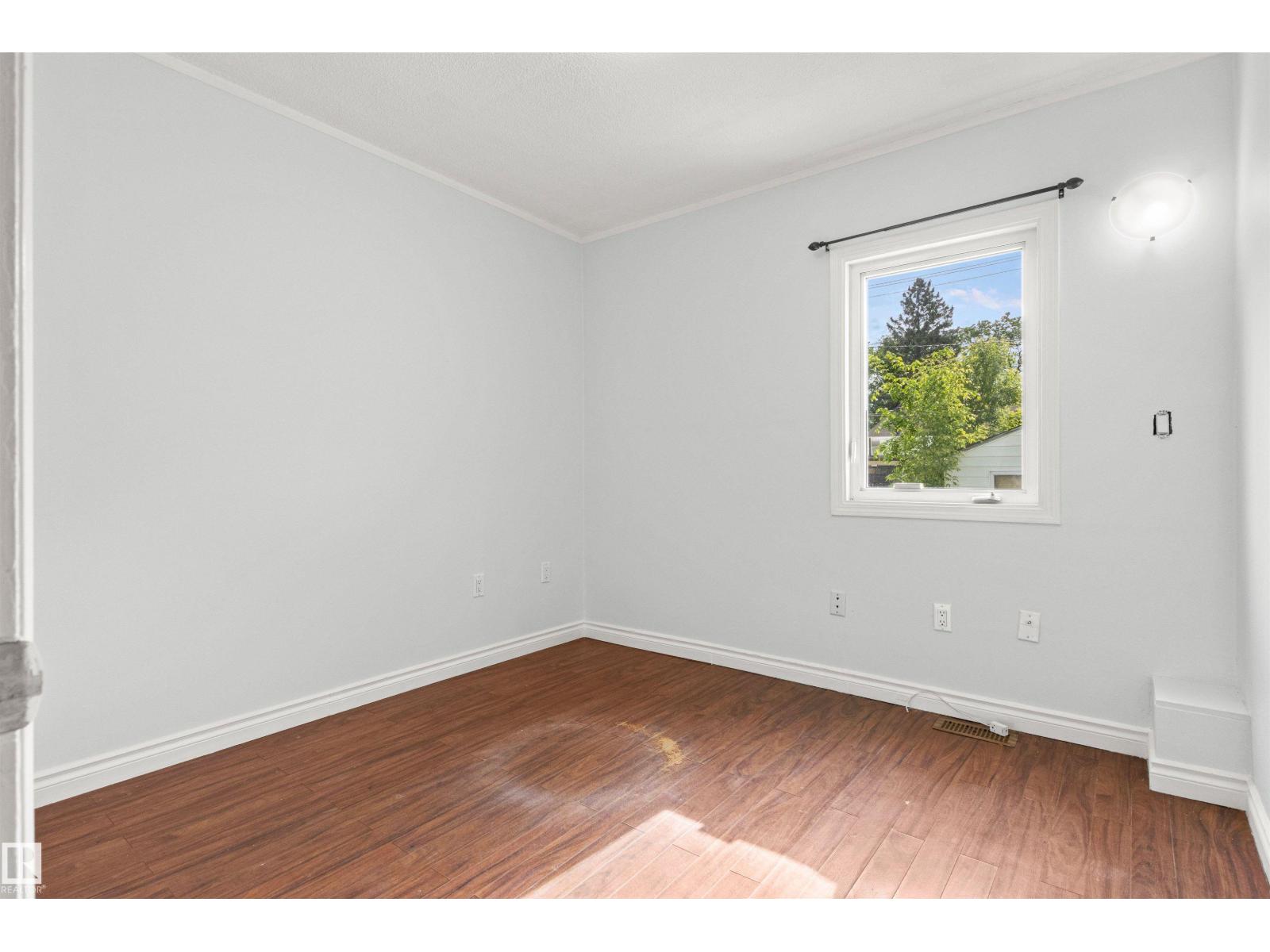 11605 91 ST NW - 18