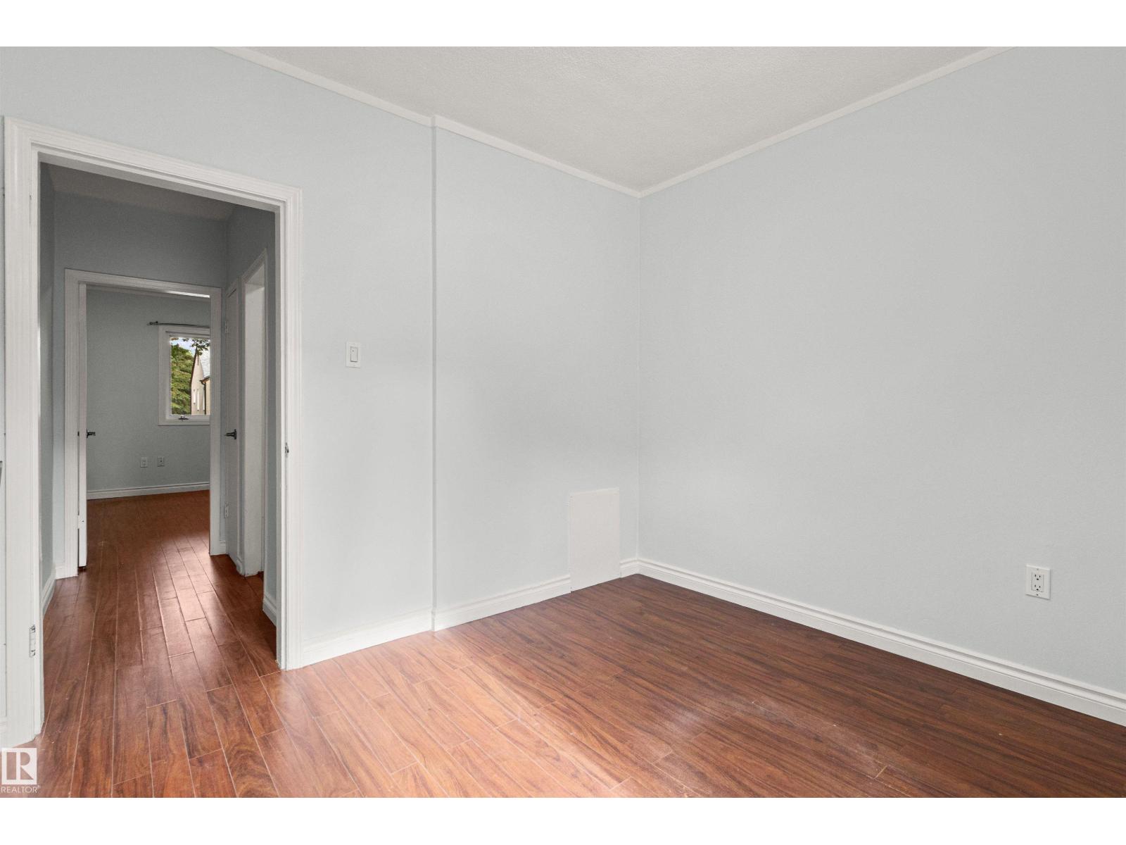 11605 91 ST NW - 19