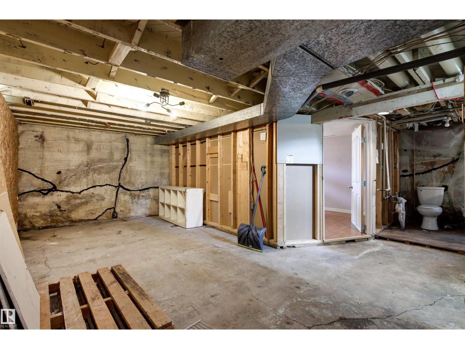11605 91 ST NW - 26