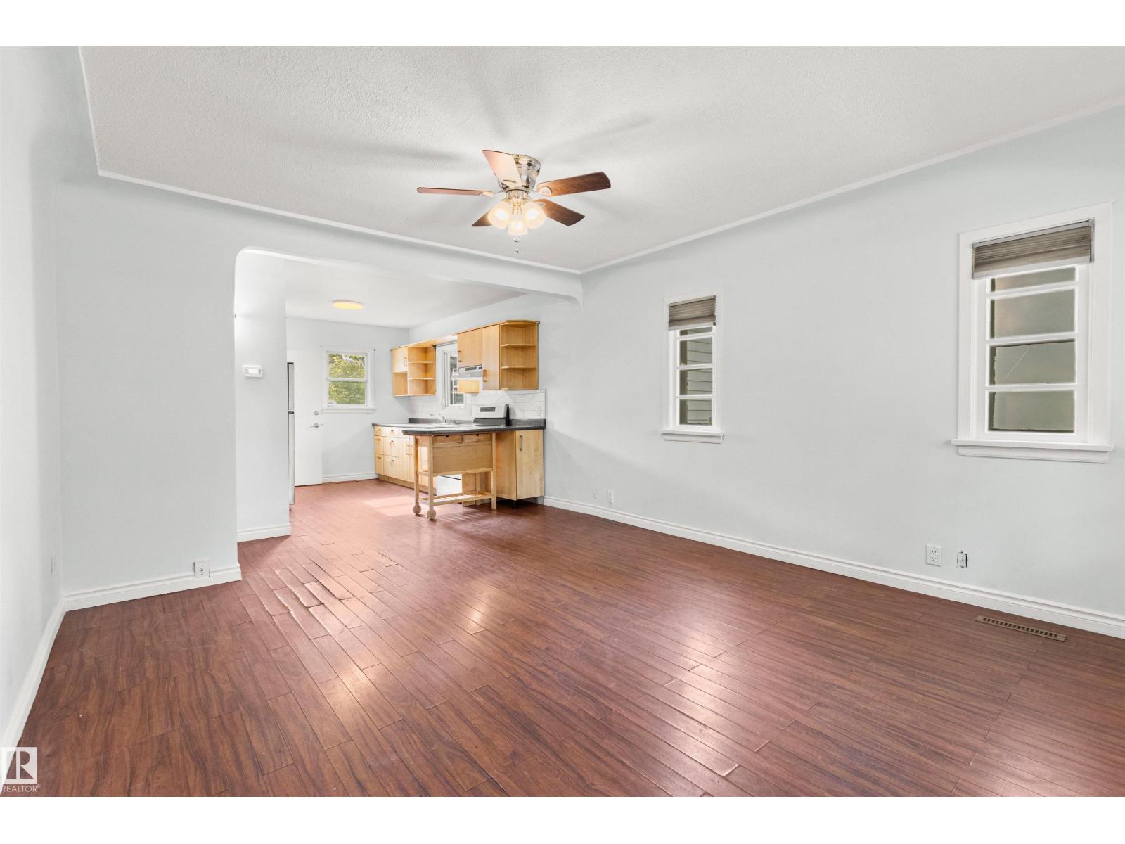 11605 91 ST NW - 3
