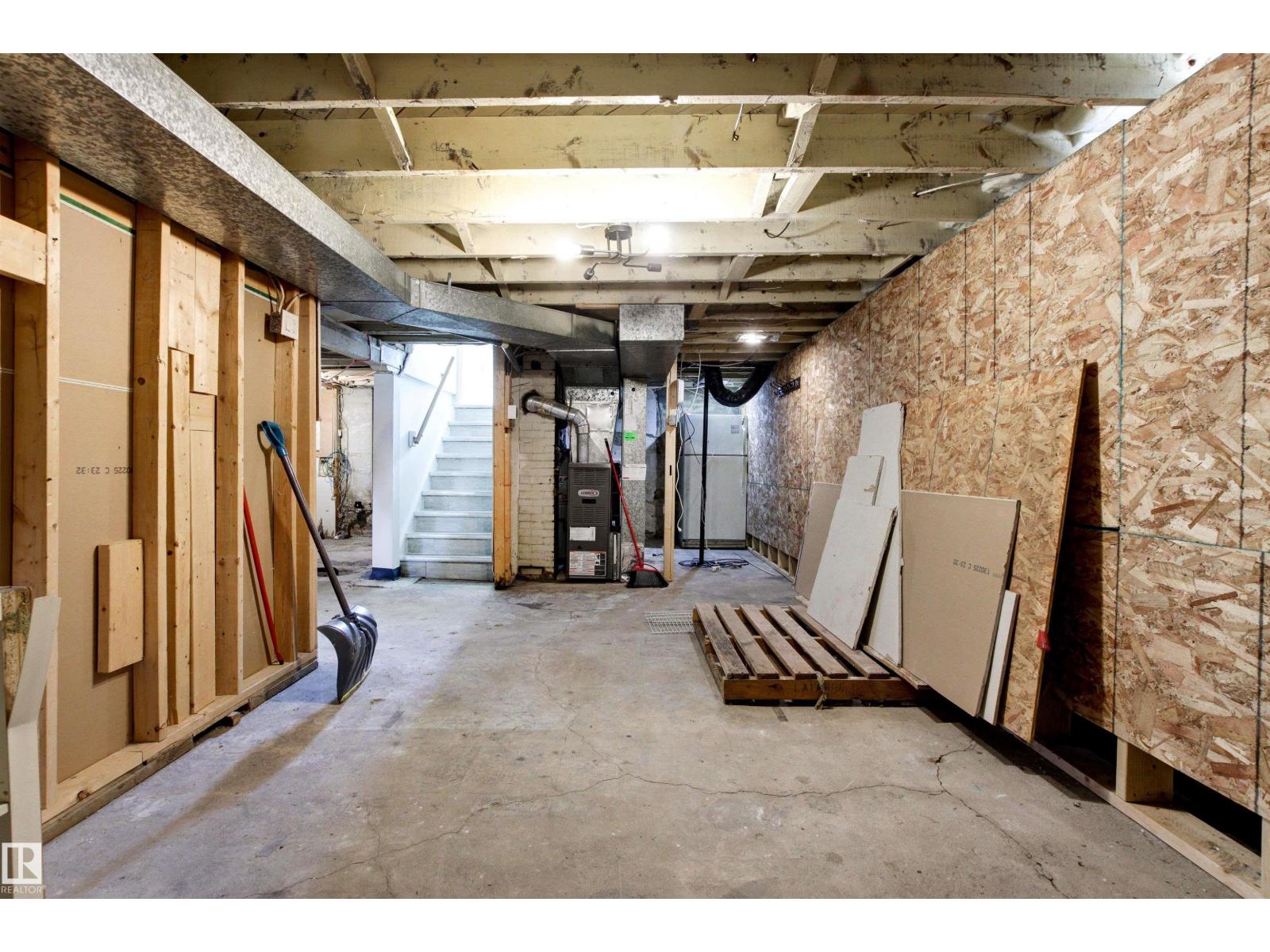 11605 91 ST NW - 30