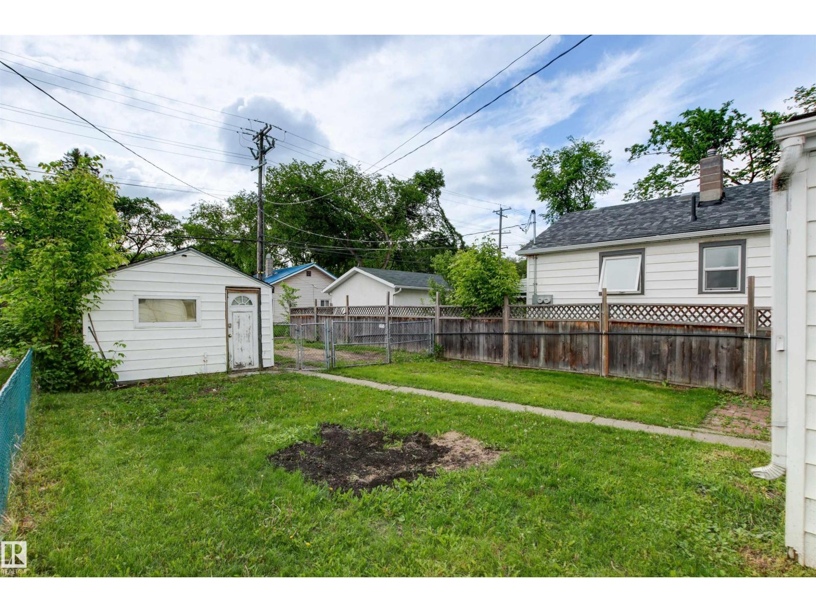 11605 91 ST NW - 38