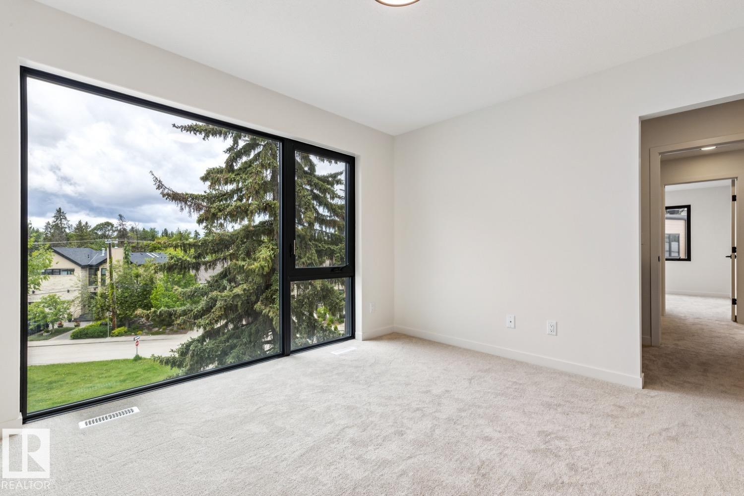 #6 10331 Wadhurst RD NW - 34