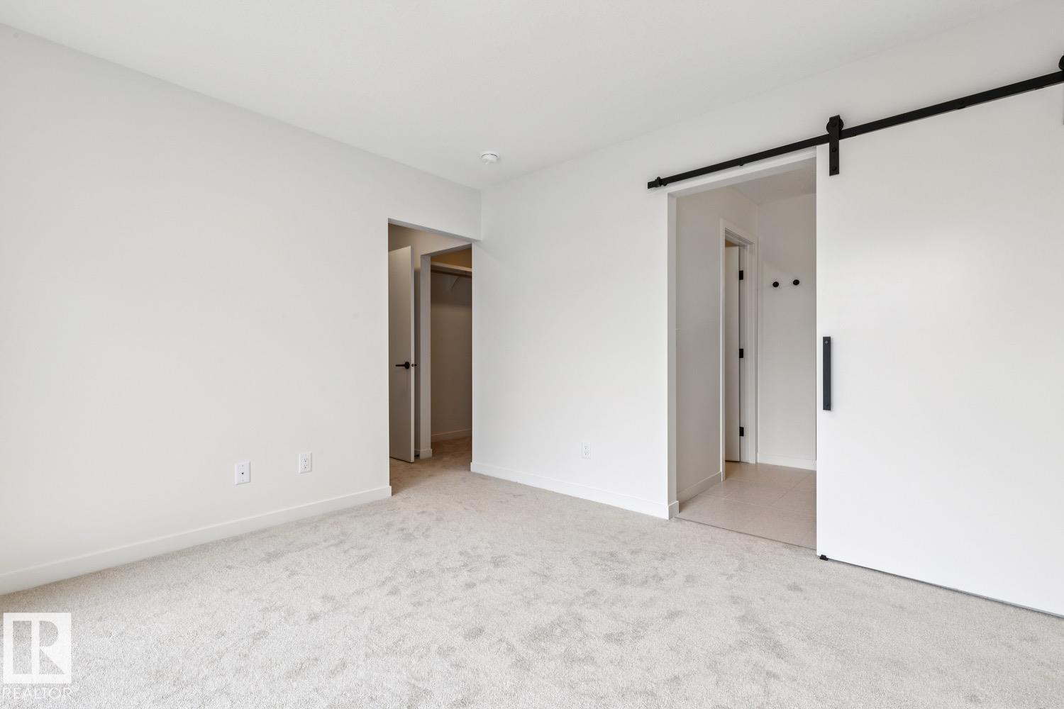 #6 10331 Wadhurst RD NW - 35
