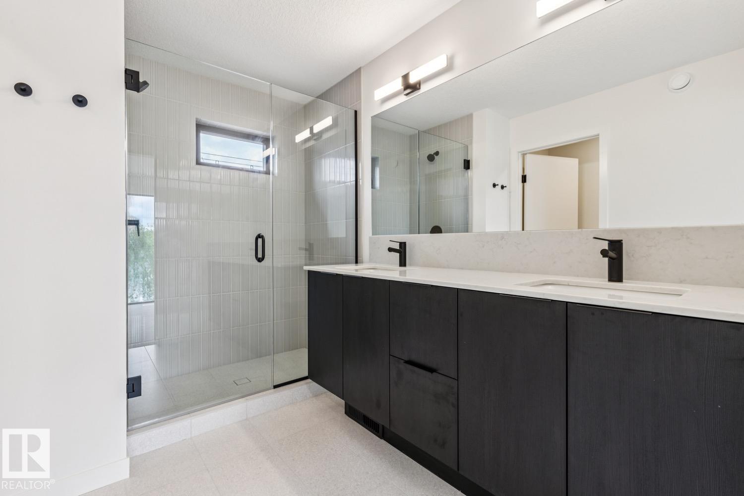 #6 10331 Wadhurst RD NW - 36