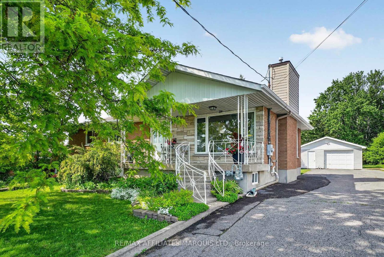 2706 ROSS AVENUE - 1