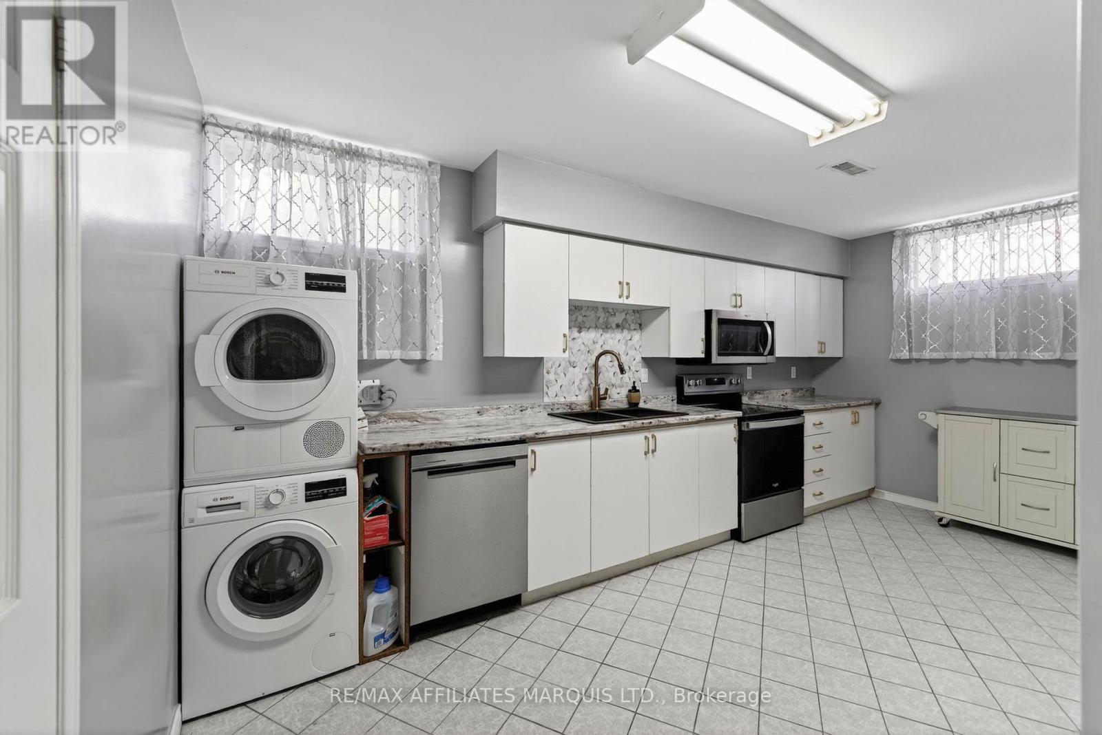2706 ROSS AVENUE - 25