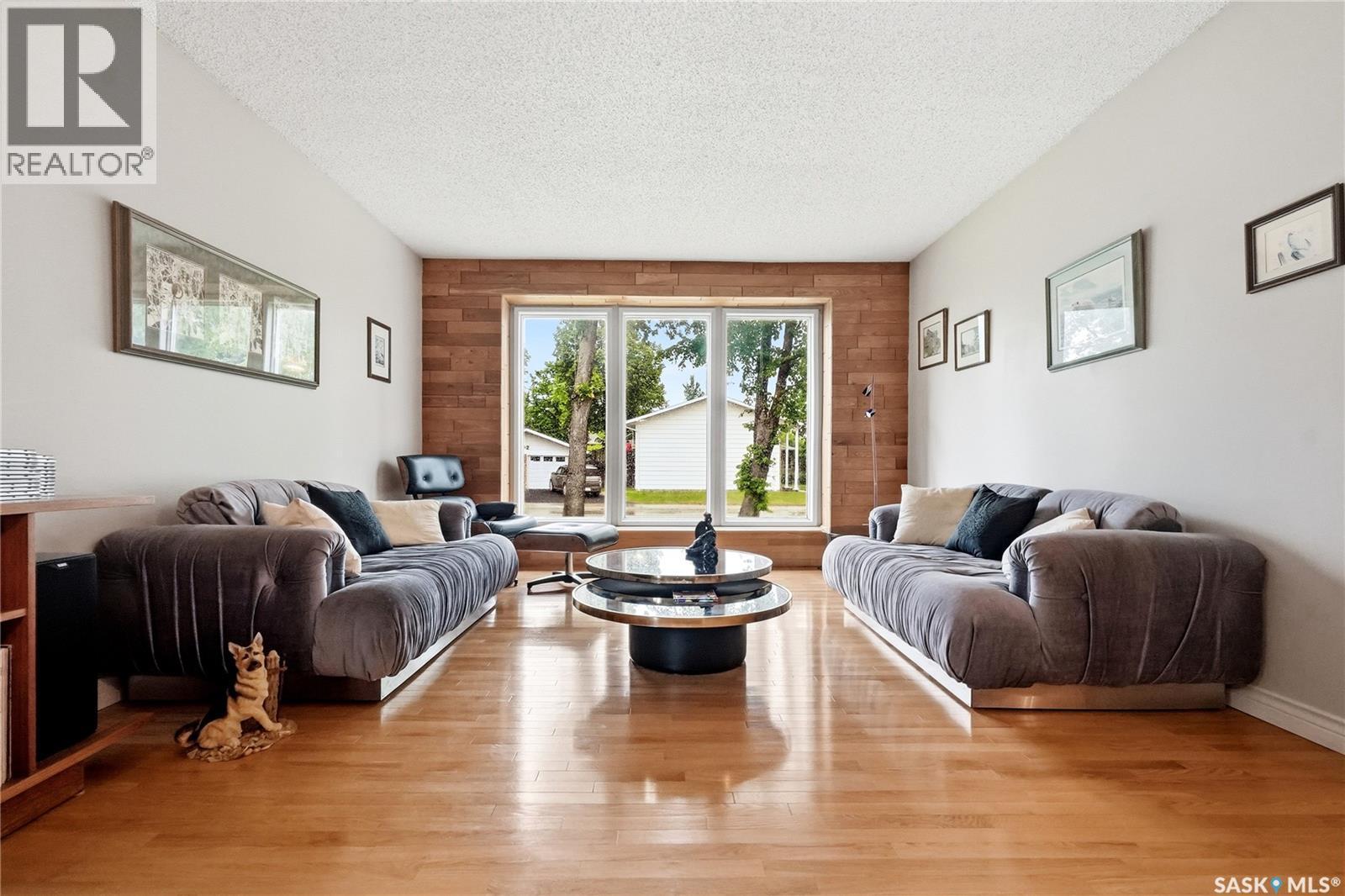 131 Nokomis CRESCENT — photo 9