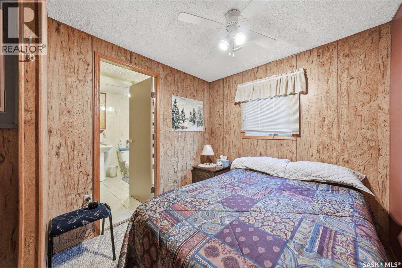 313 Cumming AVENUE — photo 18