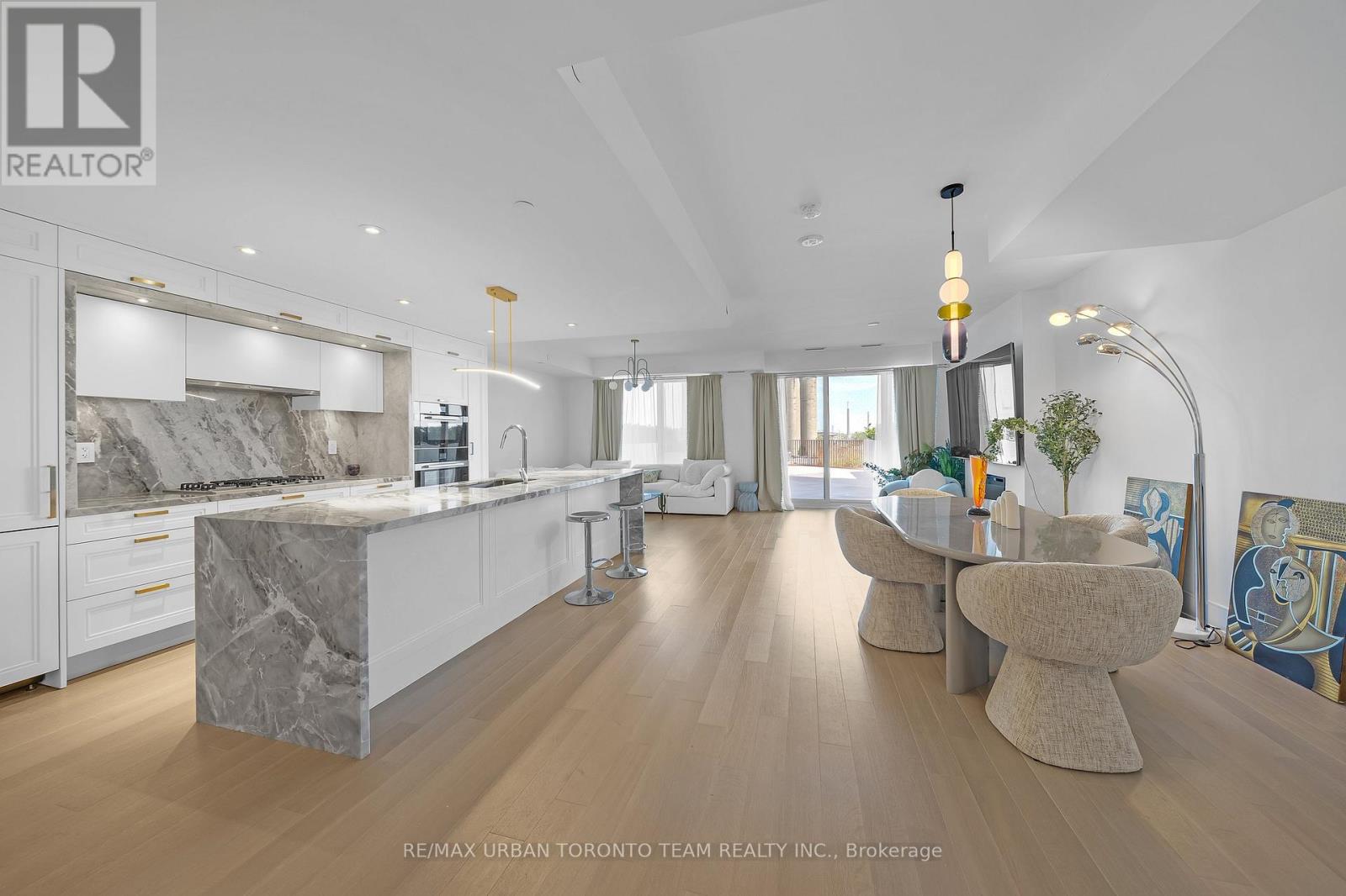 Listing photo of 301 - 155 MERCHANTS WHARF