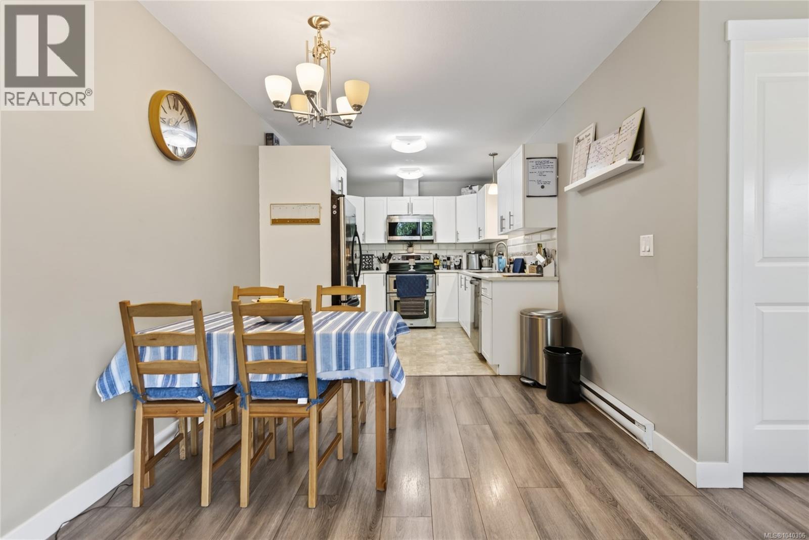 #104 4699 Muir Rd - 10