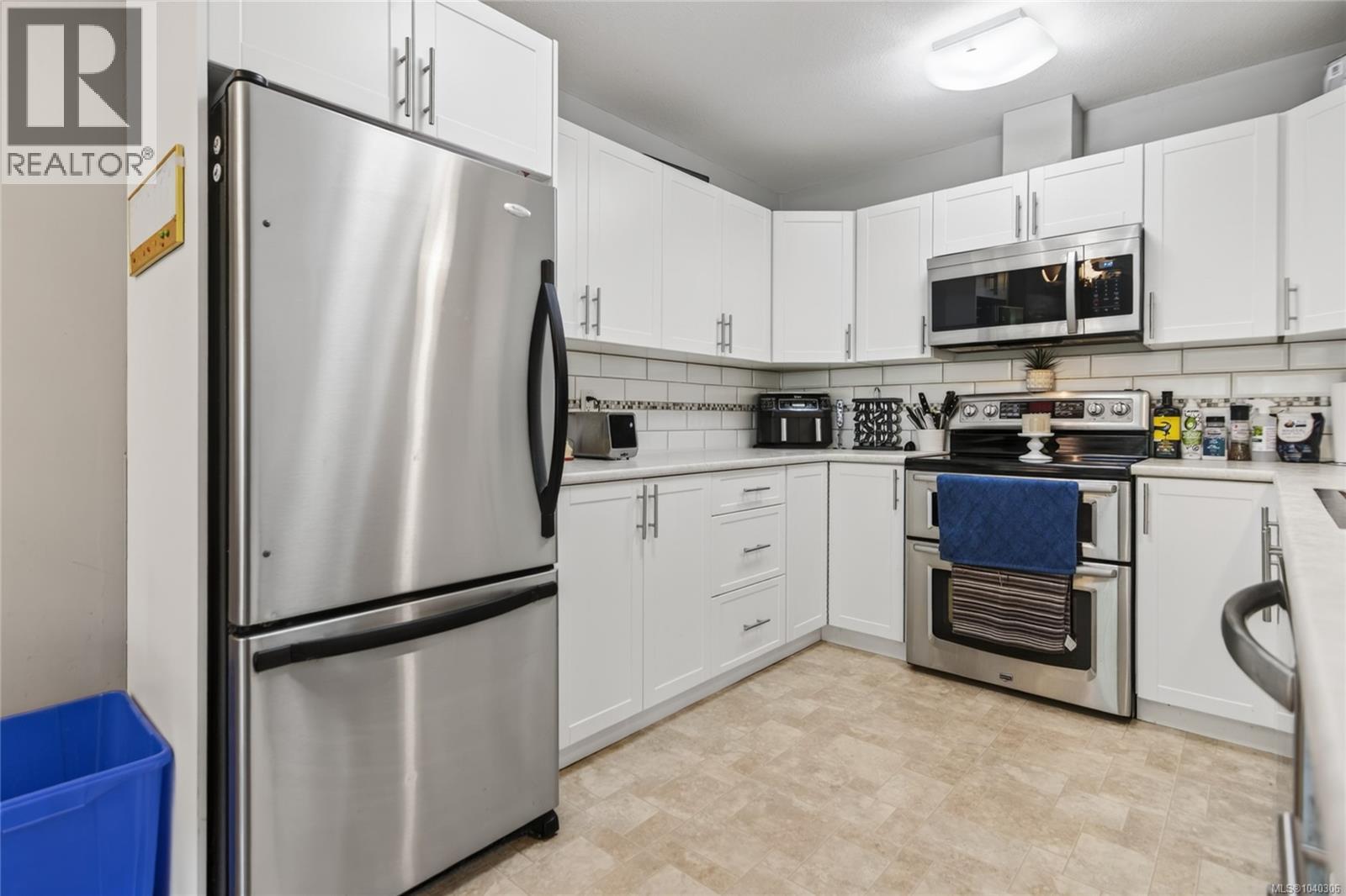 #104 4699 Muir Rd - 7