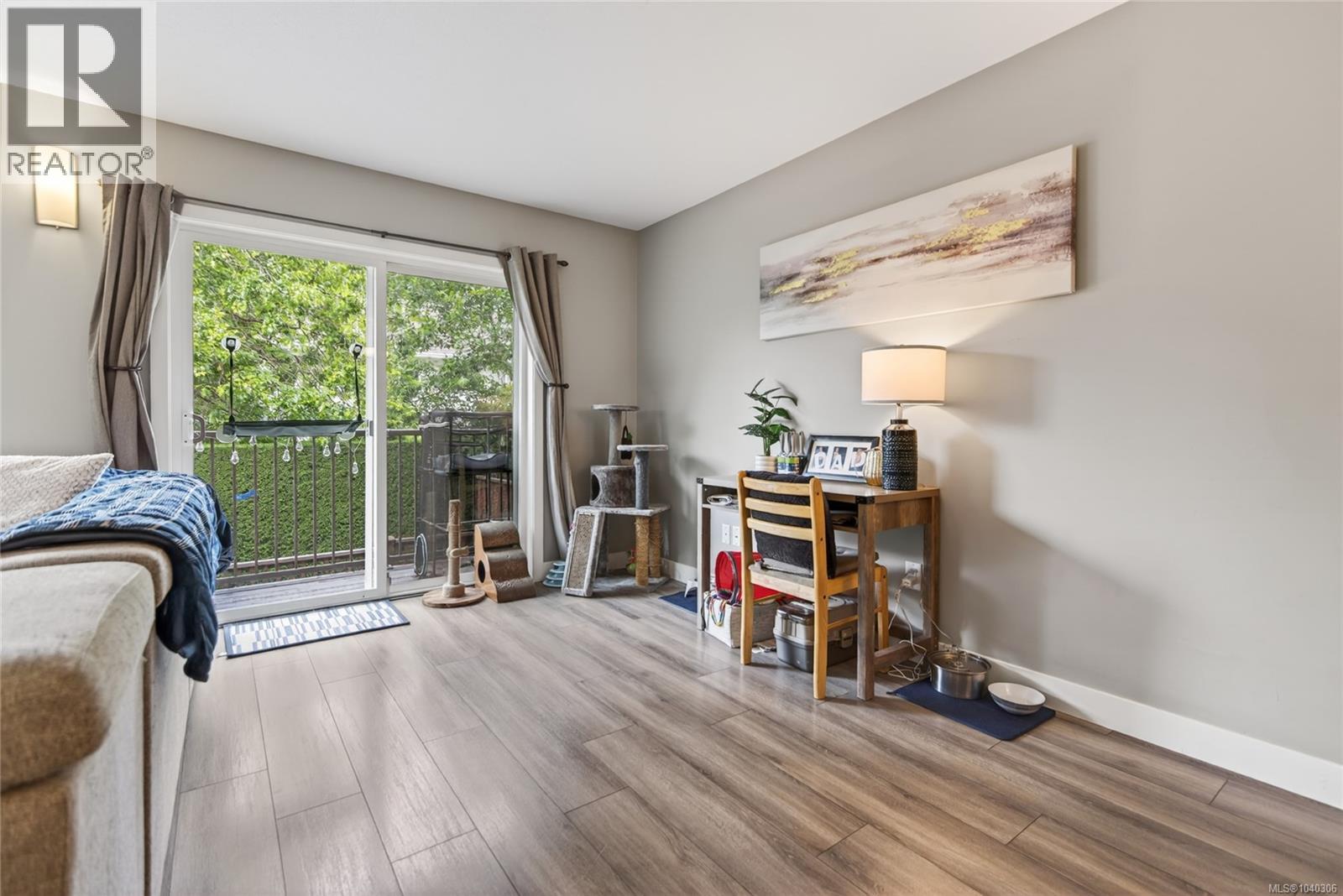 #104 4699 Muir Rd - 8