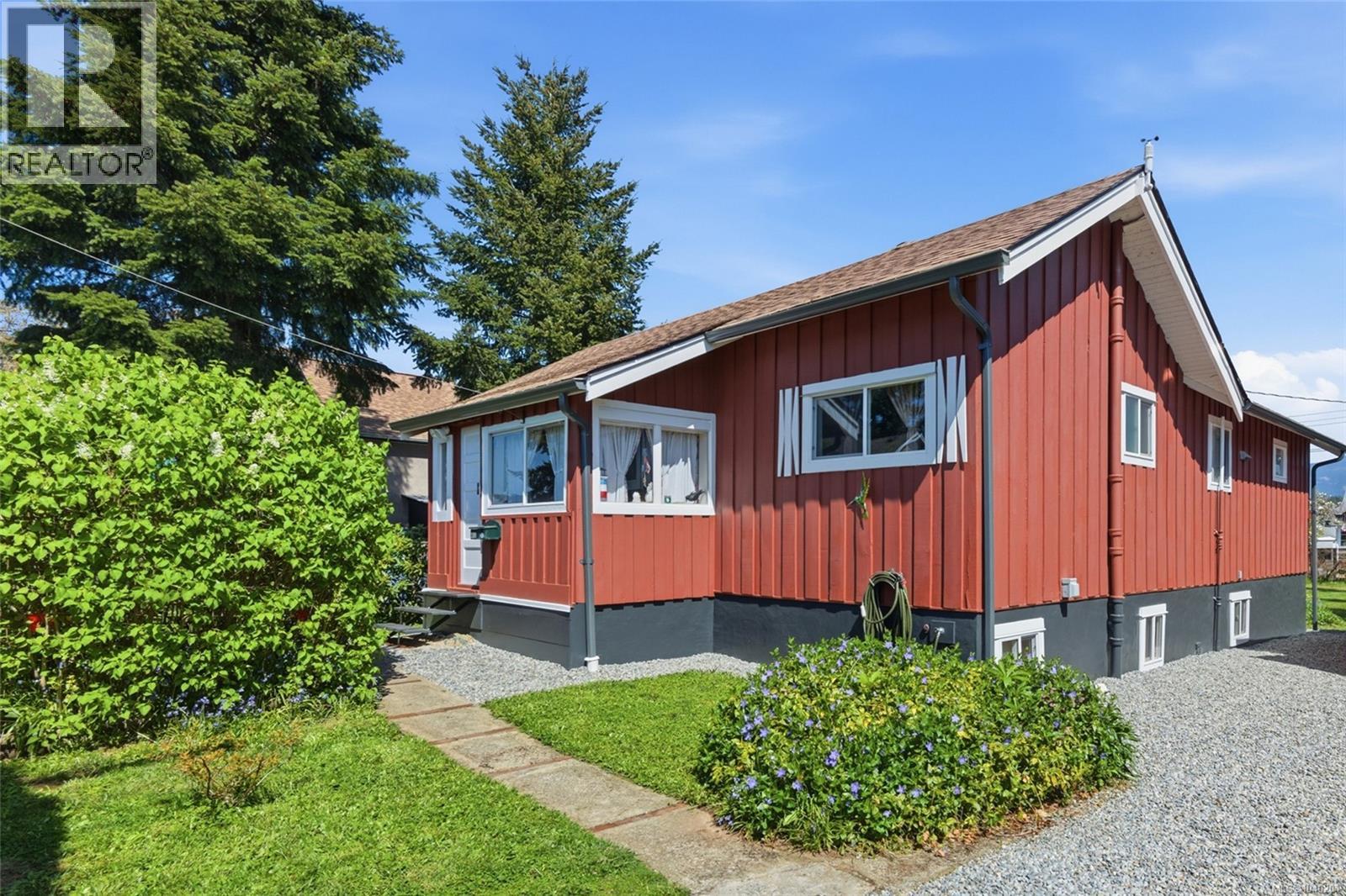2861 8th Ave - 1