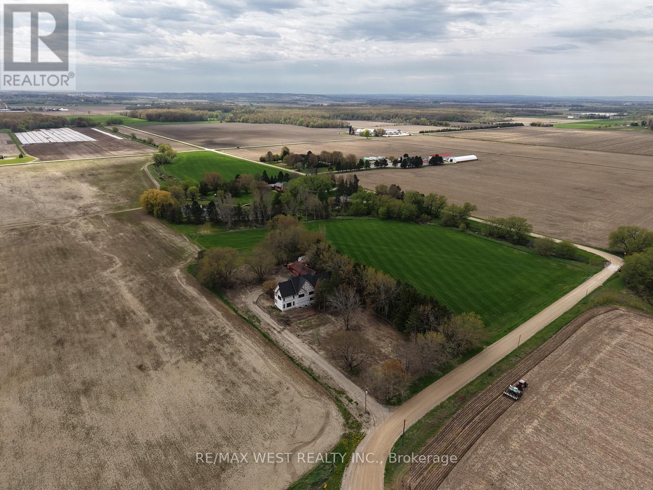 4535 SIDEROAD 20 - 18