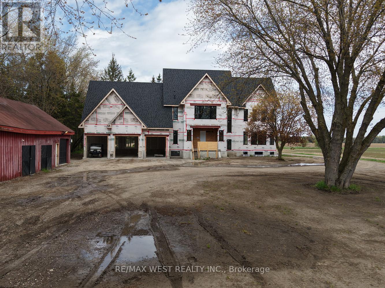 4535 SIDEROAD 20 - 19