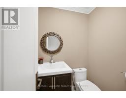 99 Carlson Drive, Newmarket, ON L3Y3G9 Photo 19