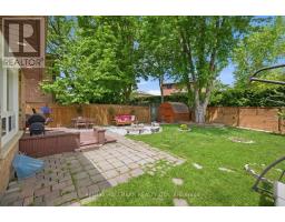 99 Carlson Drive, Newmarket, ON L3Y3G9 Photo 36