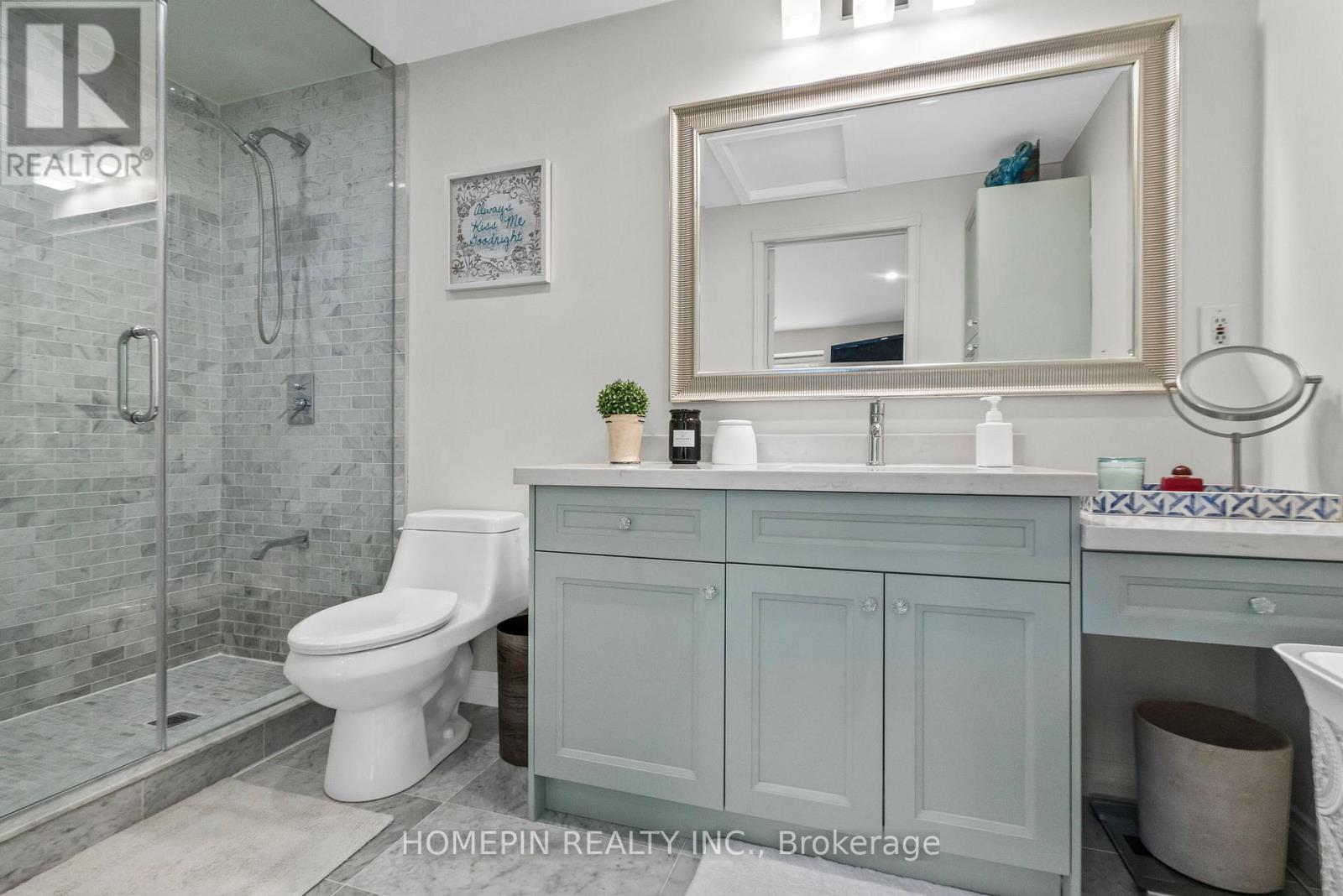 86 CONFEDERATION WAY - 17