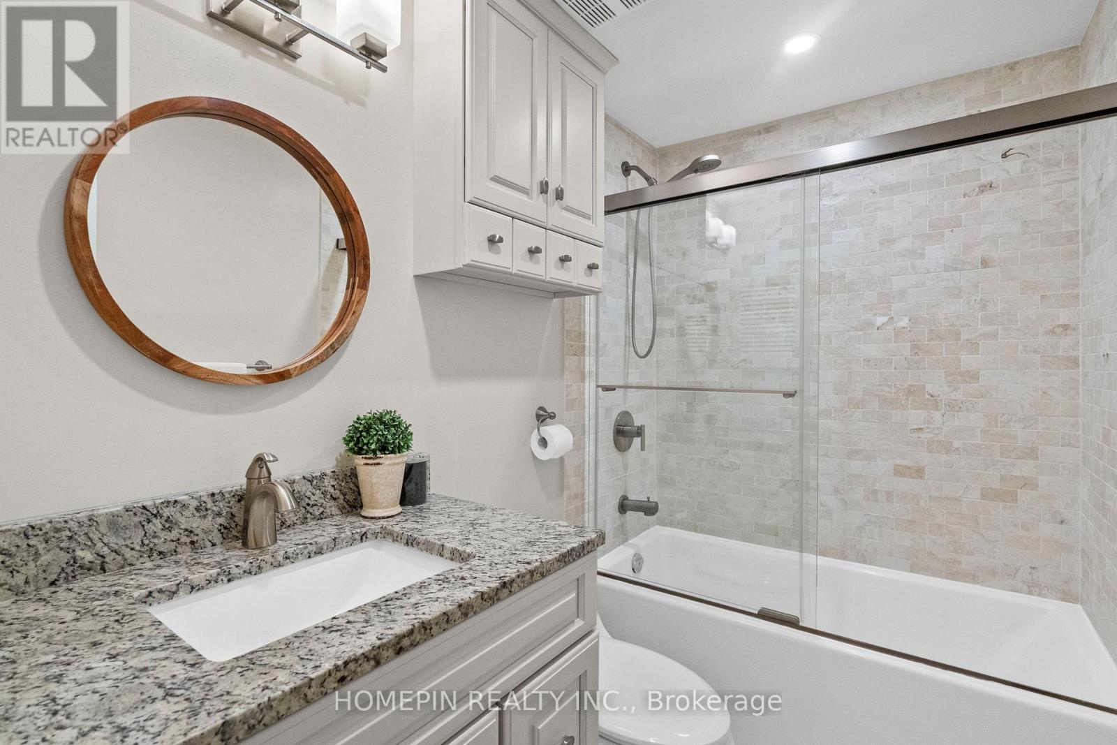 86 CONFEDERATION WAY - 19